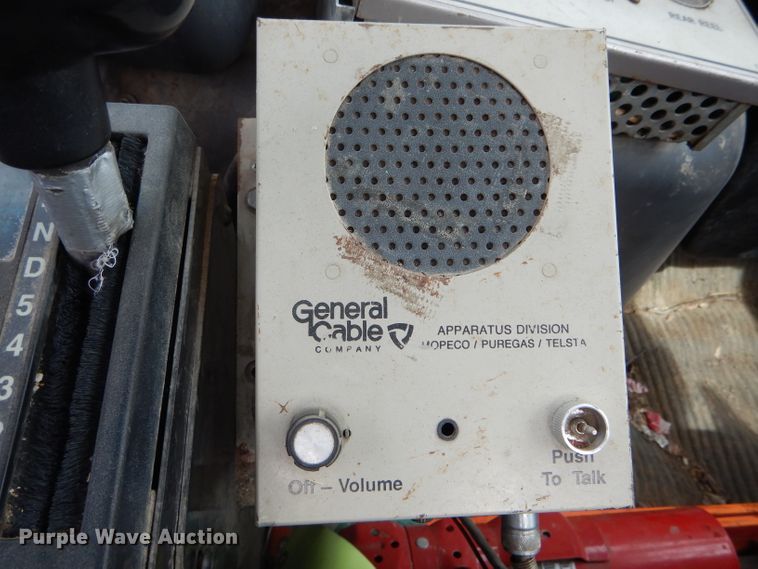 image for item EU9876 1995 Ford L7000 bucket truck