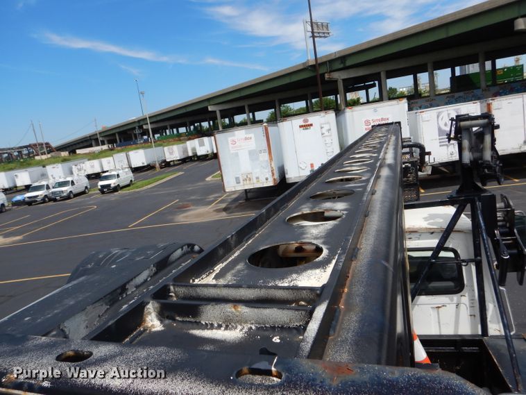 image for item EU9876 1995 Ford L7000 bucket truck