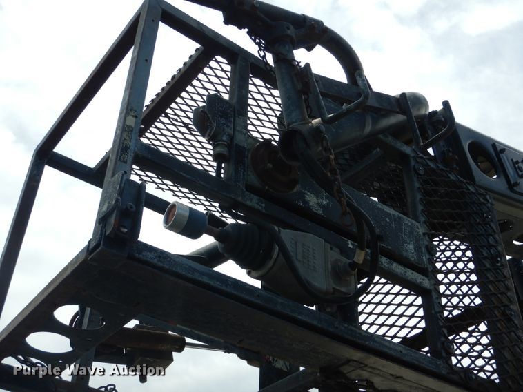 image for item EU9876 1995 Ford L7000 bucket truck