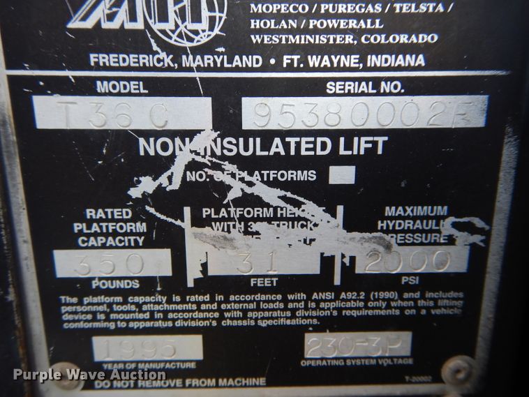 image for item EU9876 1995 Ford L7000 bucket truck