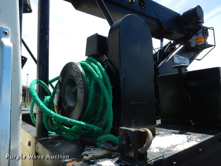 image for item EU9876 1995 Ford L7000 bucket truck