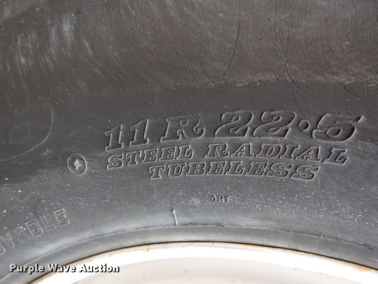 image for item EU9877 1994 GMC TopKick C6500 bucket truck