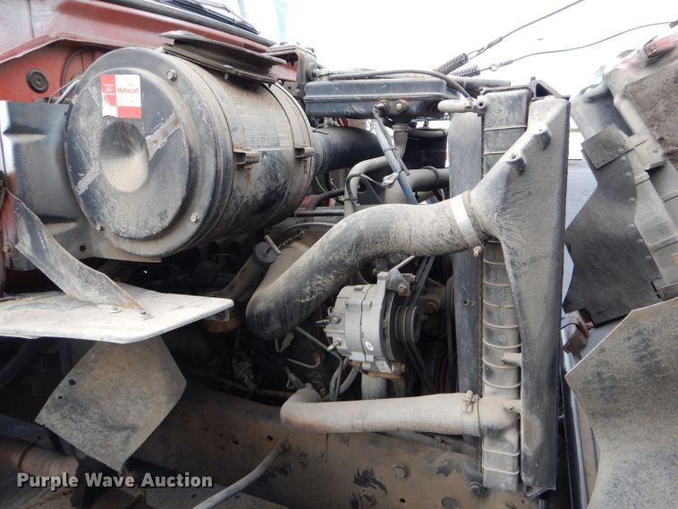 image for item EU9878 1992 Ford L8000 bucket truck