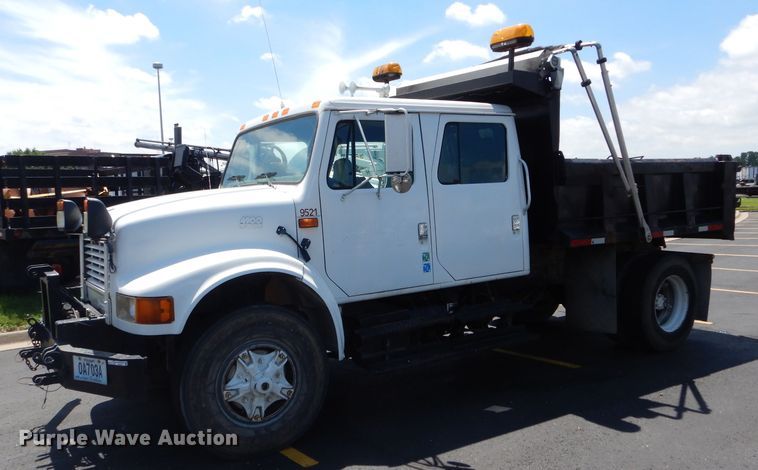 image for item EU9883 1995 International 4900 dump truck