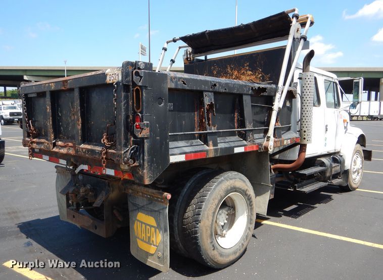 image for item EU9883 1995 International 4900 dump truck