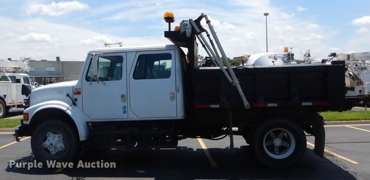 image for item EU9883 1995 International 4900 dump truck