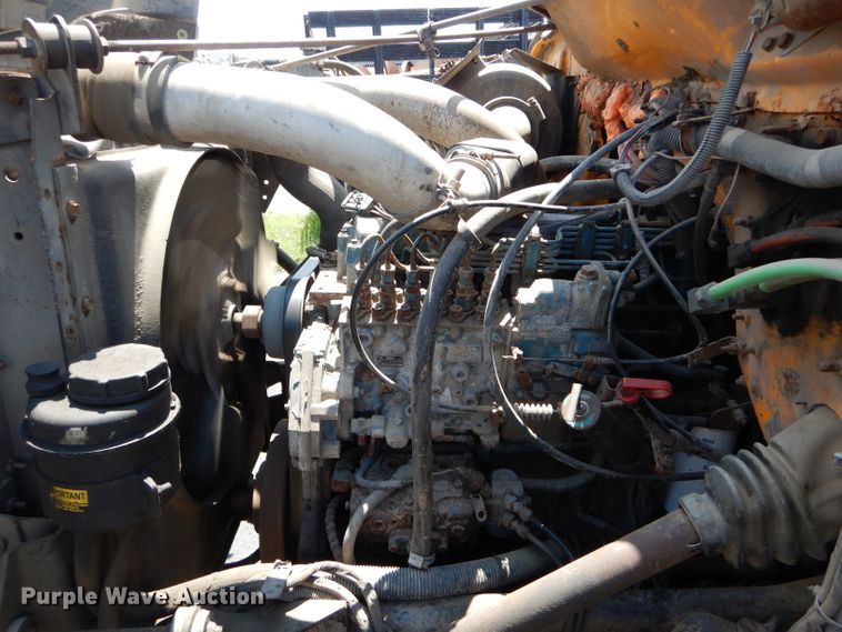 image for item EU9883 1995 International 4900 dump truck