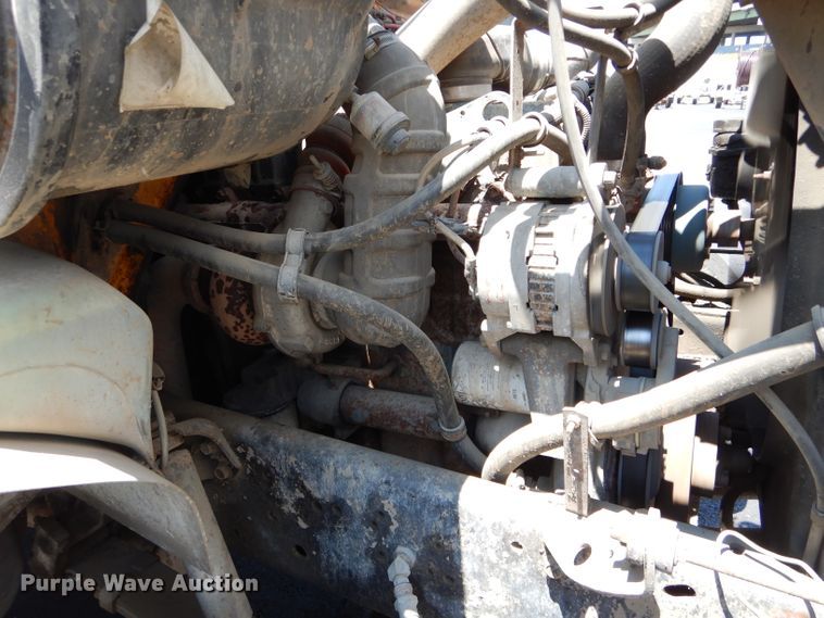 image for item EU9883 1995 International 4900 dump truck