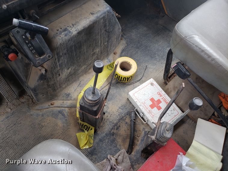 image for item EU9884 1996 International 4900 dump truck