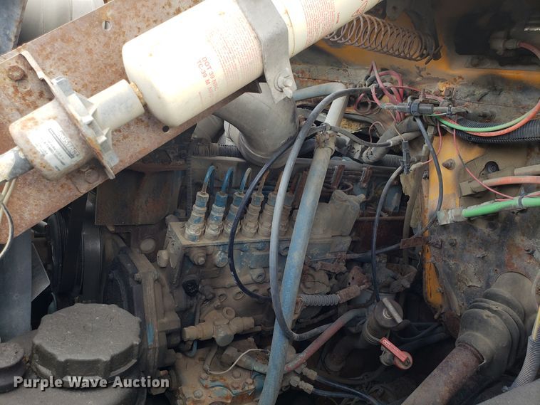 image for item EU9884 1996 International 4900 dump truck