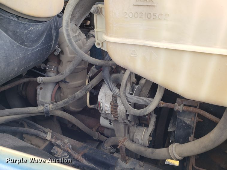 image for item EU9884 1996 International 4900 dump truck