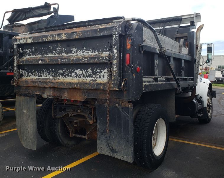 image for item EU9885 1998 International 4900 dump truck