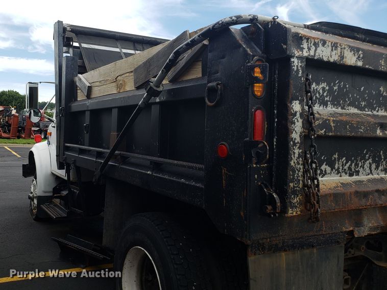 image for item EU9885 1998 International 4900 dump truck