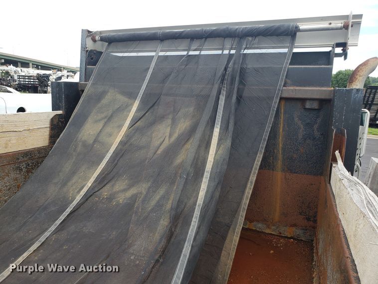 image for item EU9885 1998 International 4900 dump truck