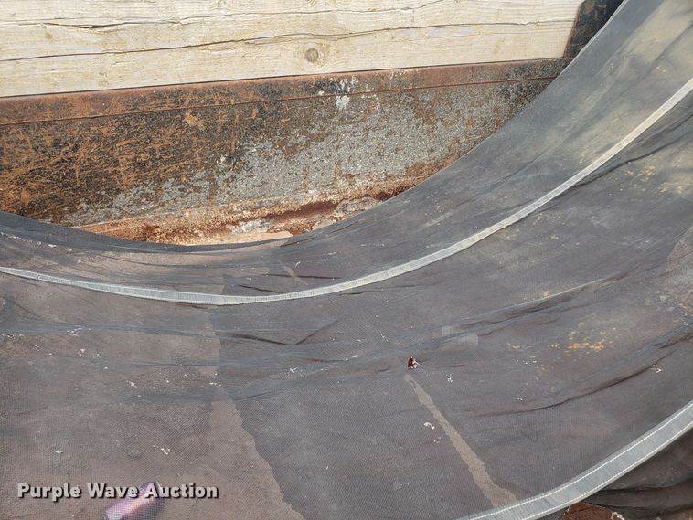 image for item EU9885 1998 International 4900 dump truck