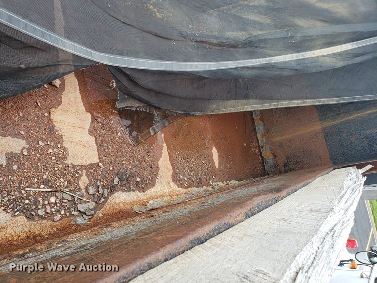 image for item EU9885 1998 International 4900 dump truck