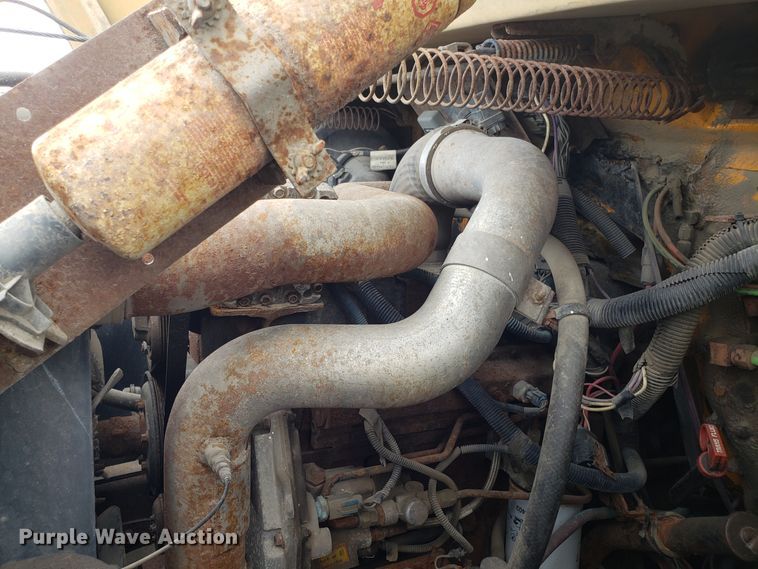 image for item EU9885 1998 International 4900 dump truck