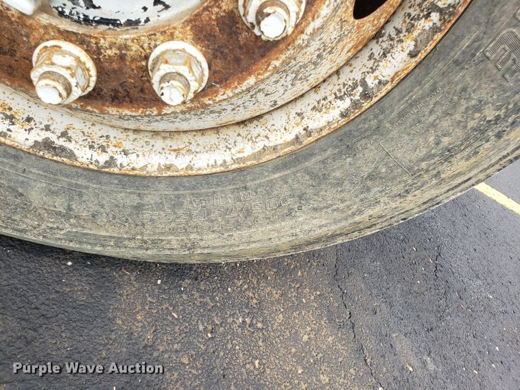 image for item EU9887 1998 International 4900 dump truck