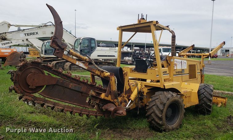 image for item EU9889 1992 Vermeer V8050 trencher