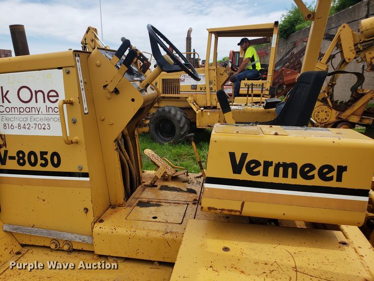 image for item EU9889 1992 Vermeer V8050 trencher