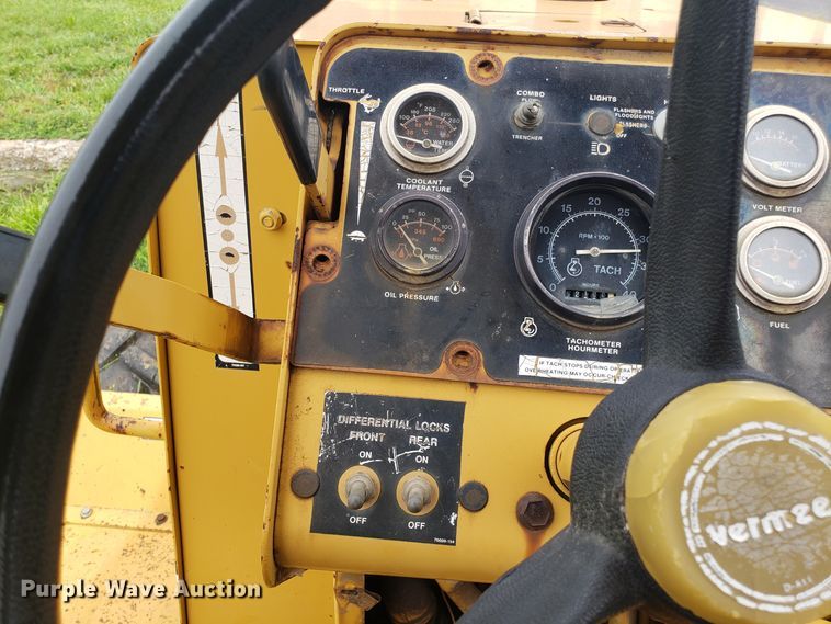 image for item EU9889 1992 Vermeer V8050 trencher