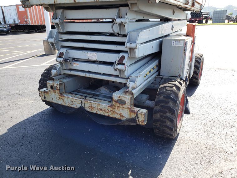 image for item EU9891 Skyjack SJBB41 scissor lift