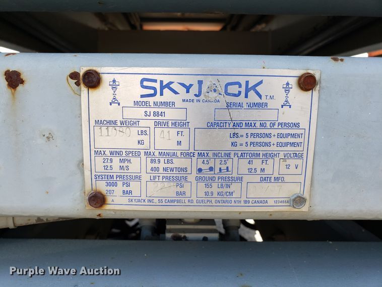 image for item EU9891 Skyjack SJBB41 scissor lift