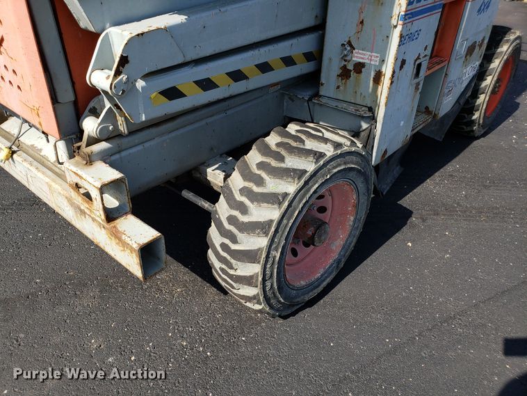 image for item EU9891 Skyjack SJBB41 scissor lift