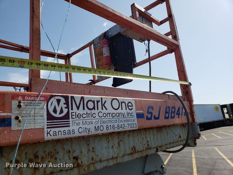 image for item EU9891 Skyjack SJBB41 scissor lift