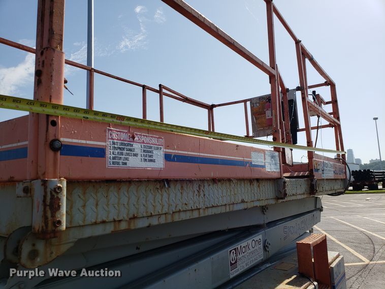 image for item EU9891 Skyjack SJBB41 scissor lift