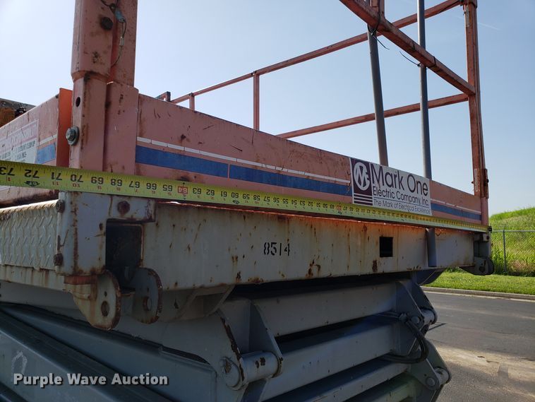 image for item EU9891 Skyjack SJBB41 scissor lift