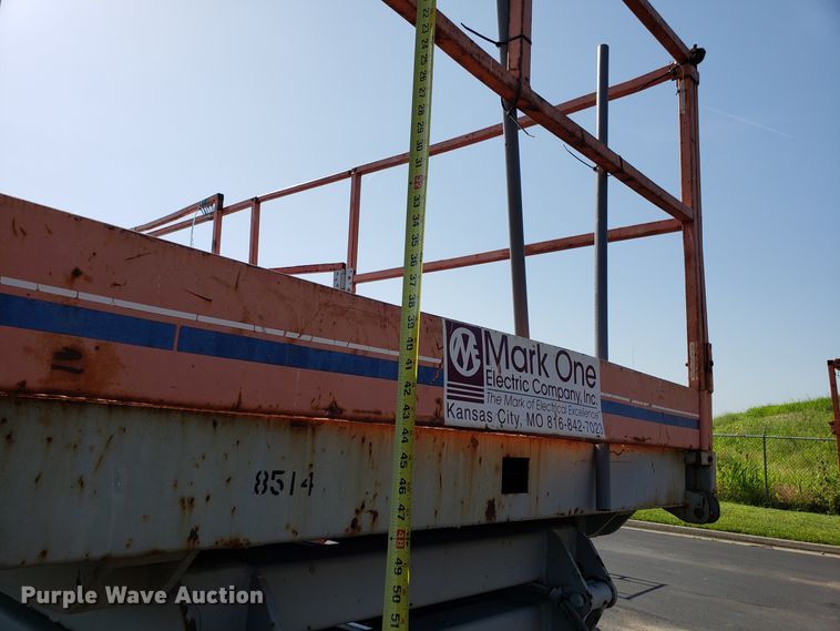 image for item EU9891 Skyjack SJBB41 scissor lift