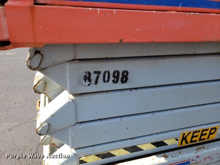 image for item EU9893 Skyjack SJIII 4832 scissor lift