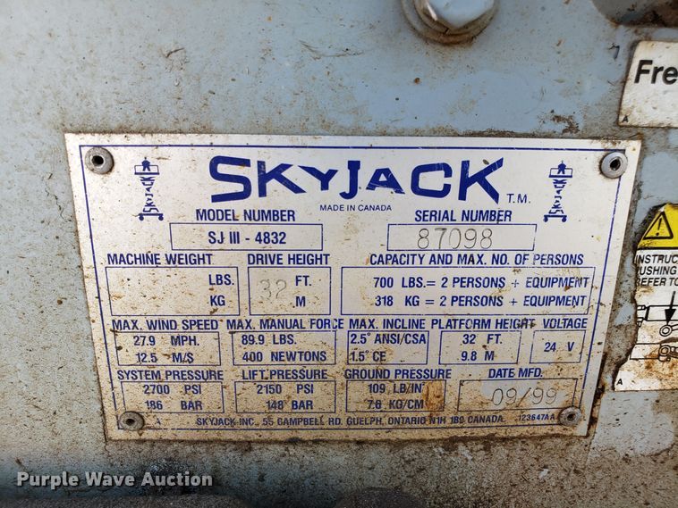 image for item EU9893 Skyjack SJIII 4832 scissor lift