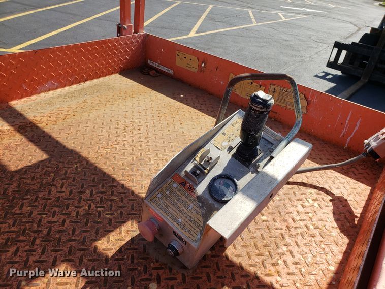 image for item EU9893 Skyjack SJIII 4832 scissor lift