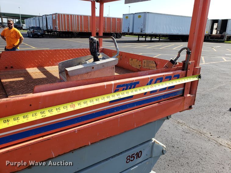 image for item EU9893 Skyjack SJIII 4832 scissor lift