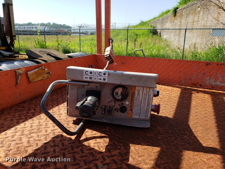 image for item EU9894 Skyjack SJIII 4830 scissor lift