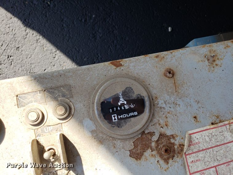 image for item EU9894 Skyjack SJIII 4830 scissor lift