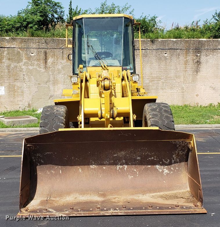 image for item EU9895 1995 Caterpillar 924F wheel loader