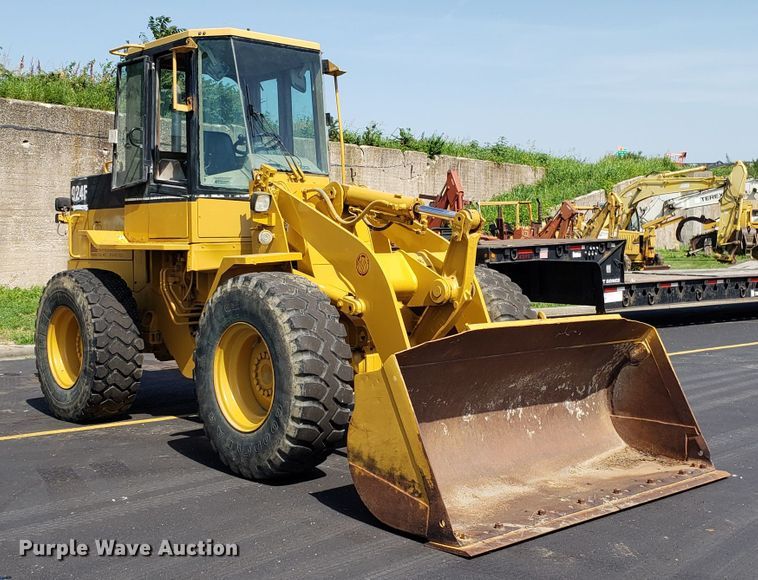 image for item EU9895 1995 Caterpillar 924F wheel loader