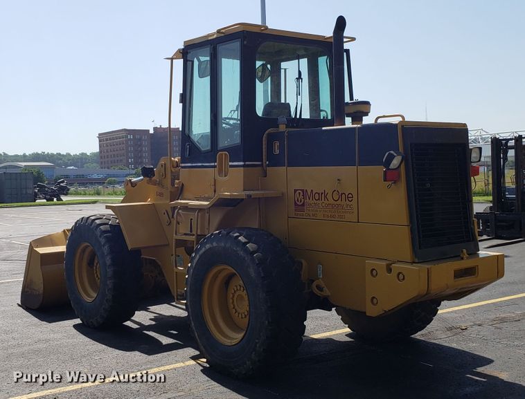 image for item EU9895 1995 Caterpillar 924F wheel loader