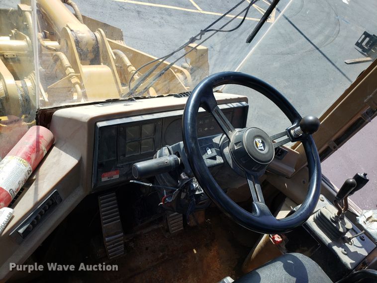 image for item EU9895 1995 Caterpillar 924F wheel loader