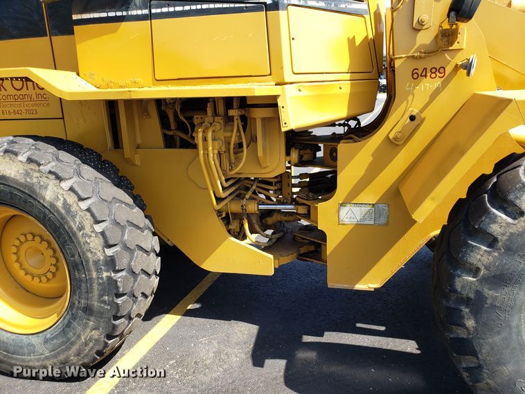 image for item EU9895 1995 Caterpillar 924F wheel loader