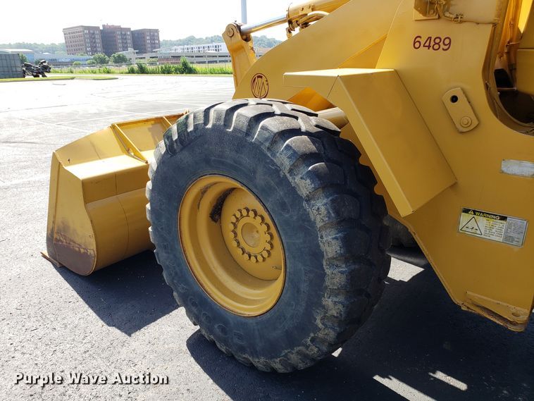 image for item EU9895 1995 Caterpillar 924F wheel loader