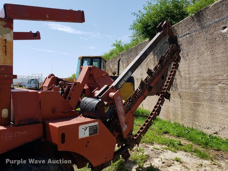 image for item EU9896 1981 Ditch Witch 6510 trencher