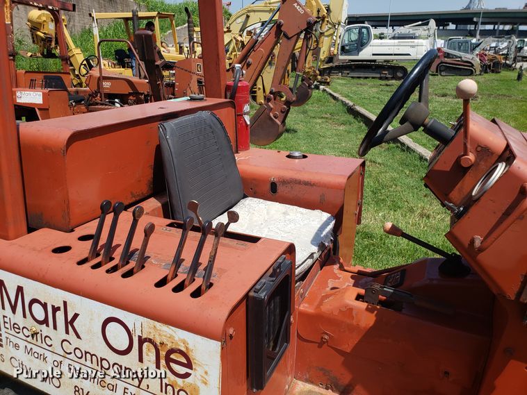 image for item EU9897 1993 Ditch Witch 5110 trencher