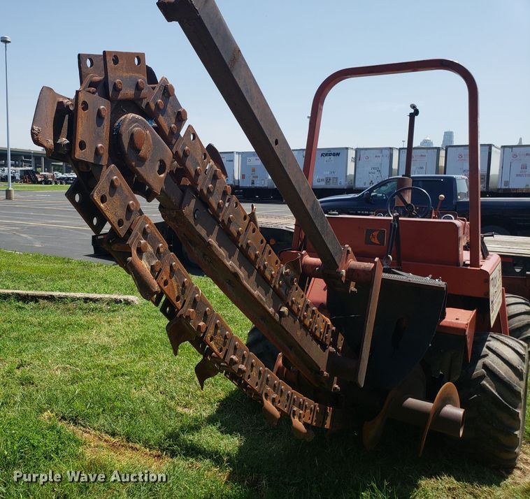 image for item EU9897 1993 Ditch Witch 5110 trencher