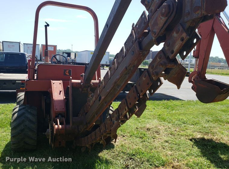 image for item EU9897 1993 Ditch Witch 5110 trencher