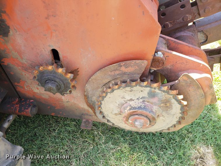 image for item EU9897 1993 Ditch Witch 5110 trencher