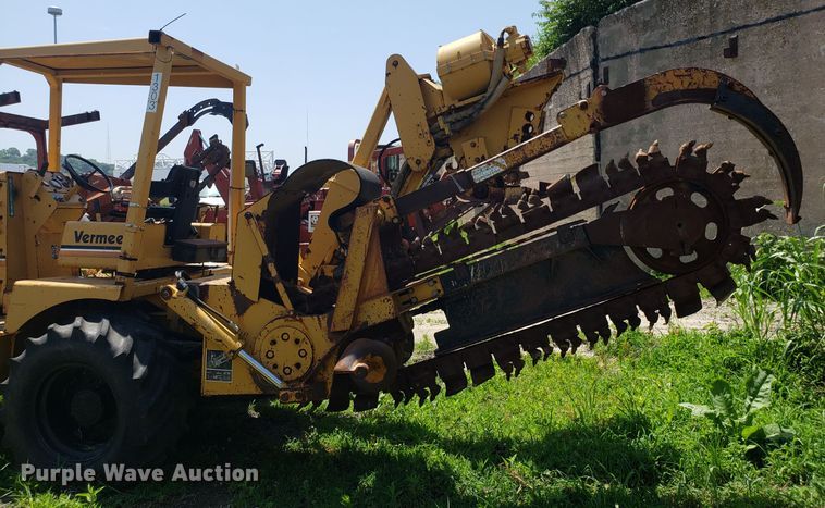 image for item EU9898 1989 Vermeer V7550 trencher